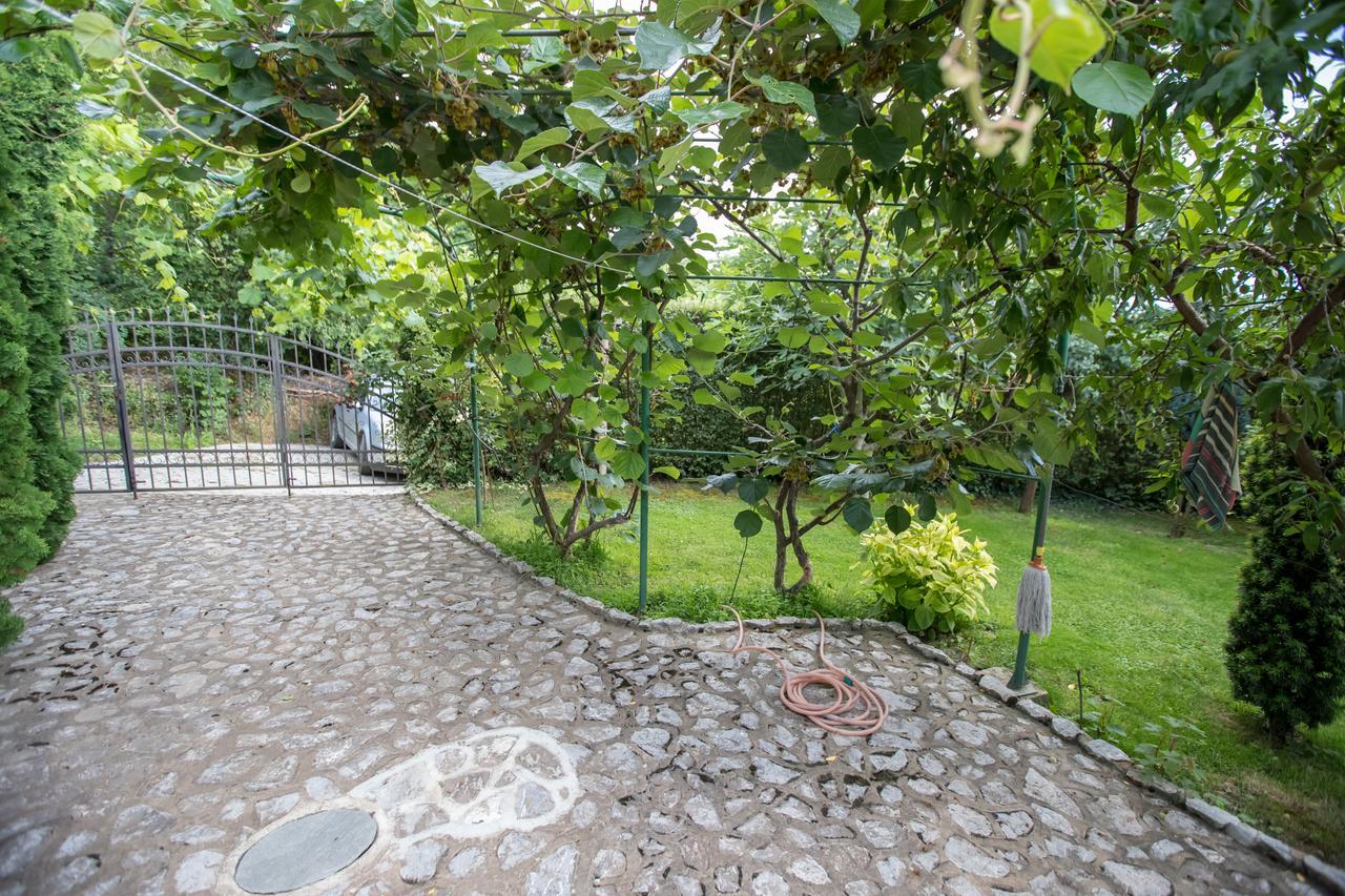 View Topia Apartments Ohrid Extérieur photo