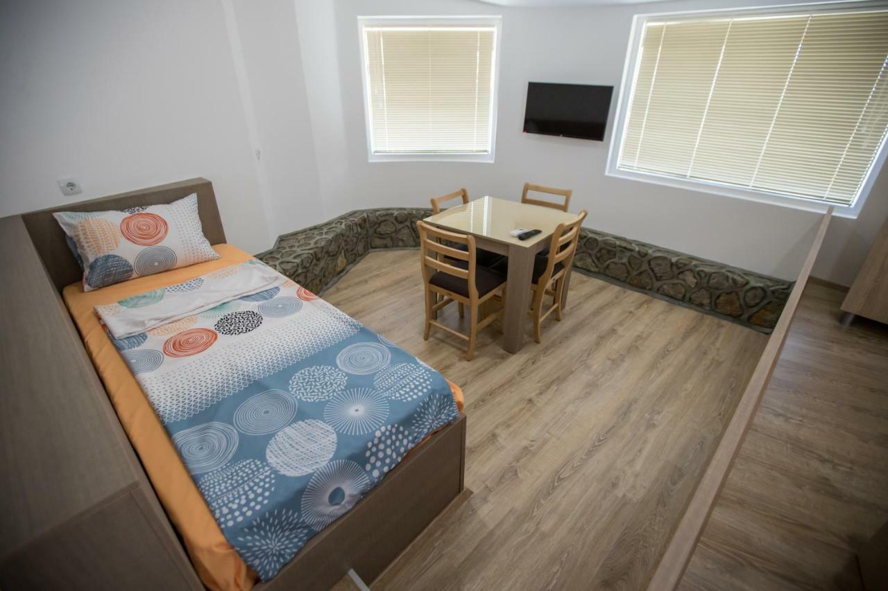 View Topia Apartments Ohrid Extérieur photo